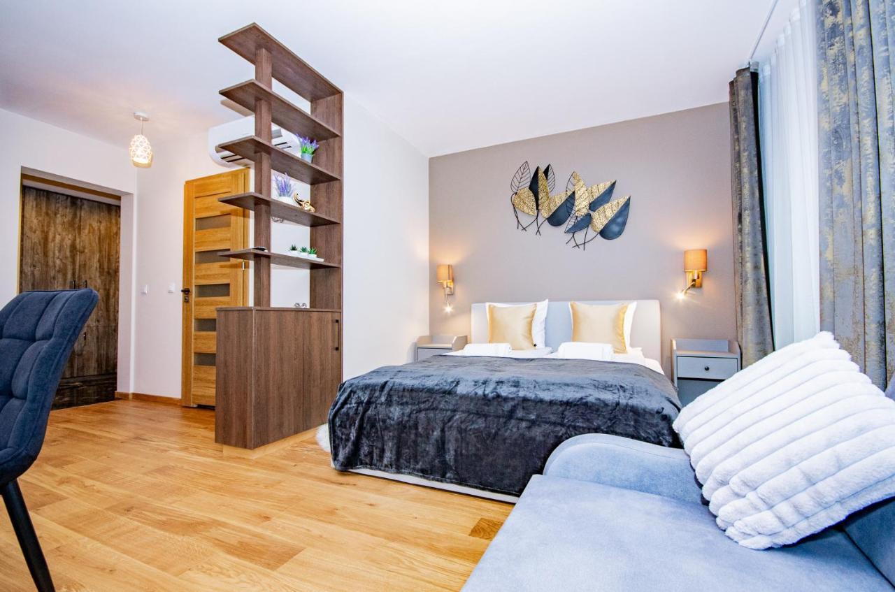 Inpoint Spacious Apartments Near Main Square & Kazimierz District Cracovie Extérieur photo
