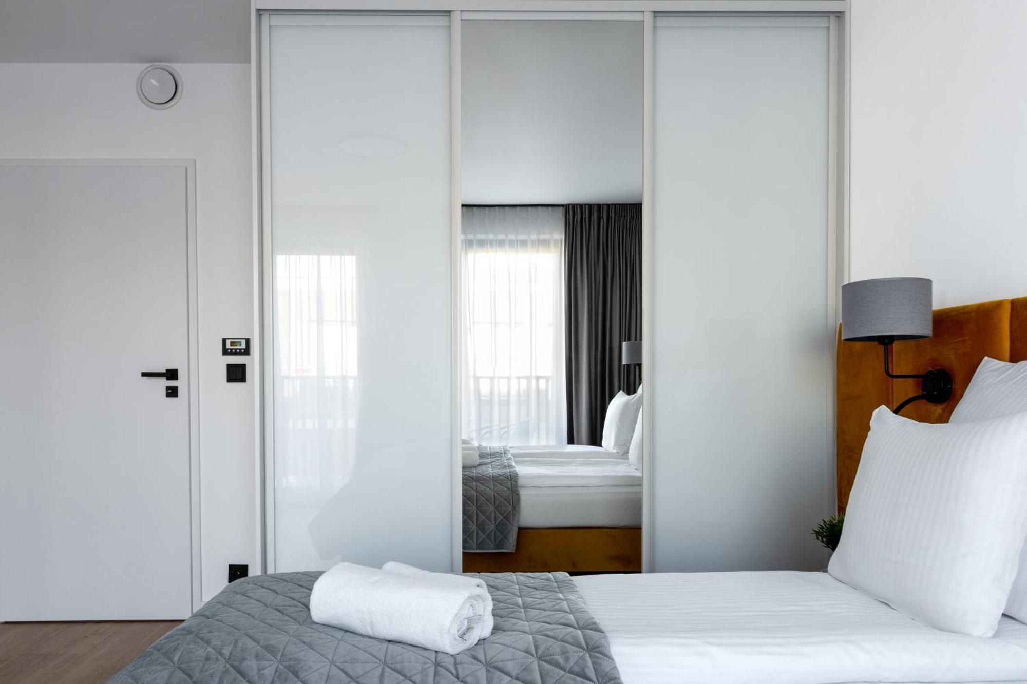 Inpoint Spacious Apartments Near Main Square & Kazimierz District Cracovie Chambre photo