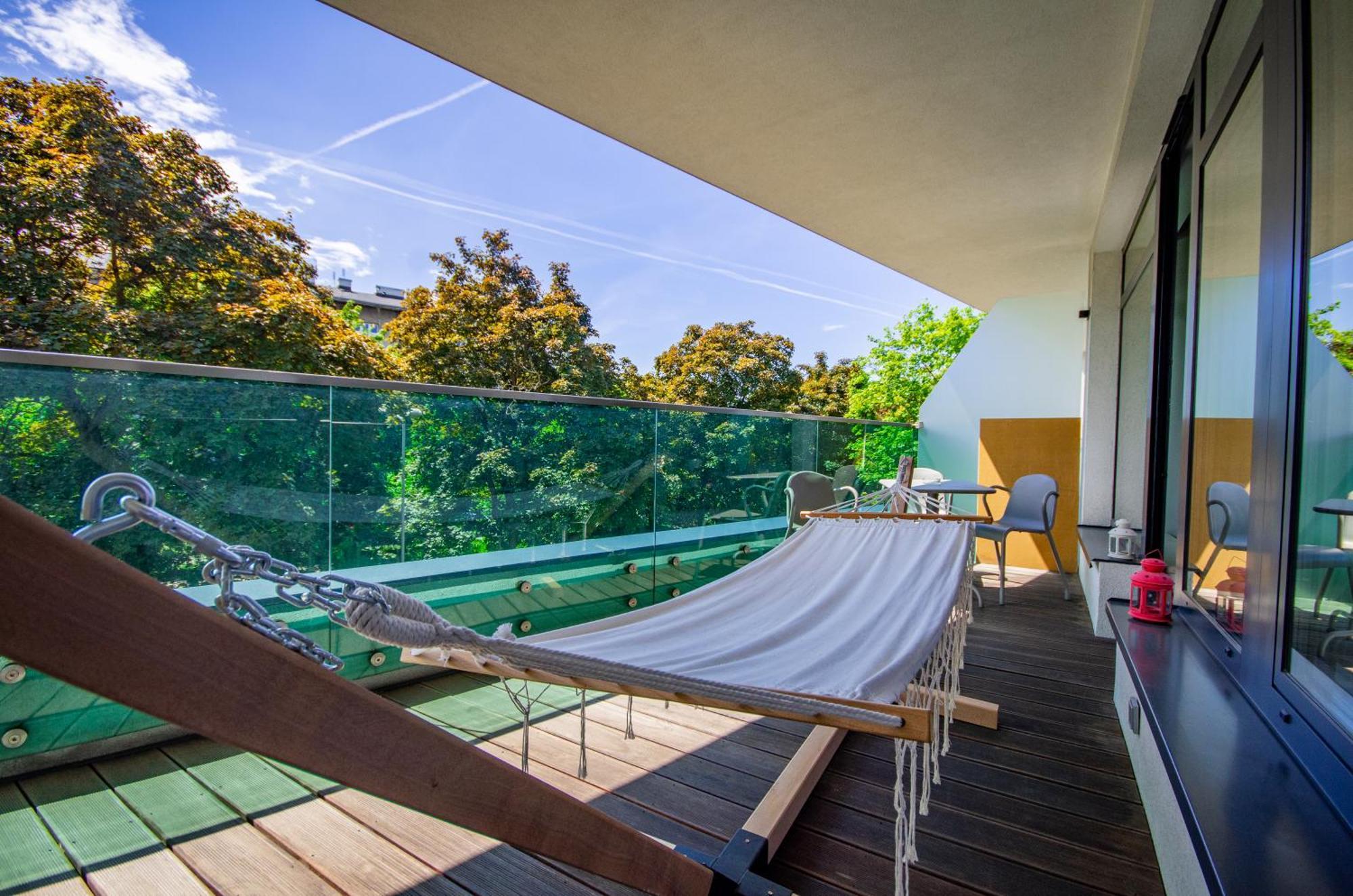 Inpoint Spacious Apartments Near Main Square & Kazimierz District Cracovie Extérieur photo
